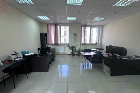 Офис, 33,8 м², 2/4 эт.