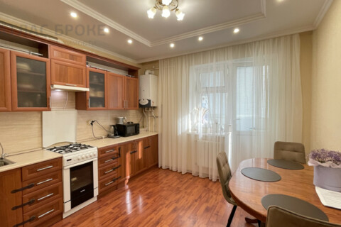 1-к квартира, 53 м², 9/10 эт.