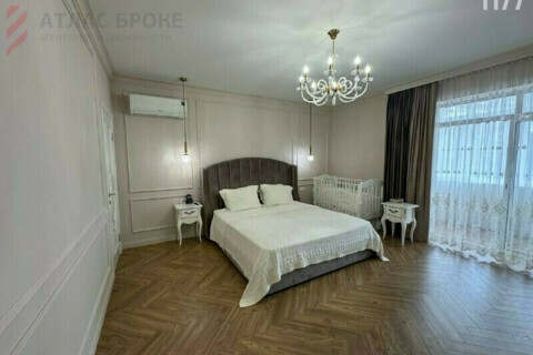 3-к квартира, 115,6 м², 4/10 эт.