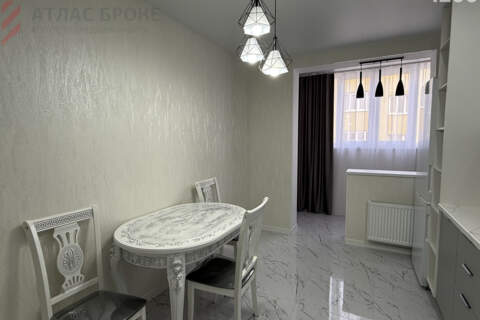 1-к квартира, 43 м², 8/9 эт.