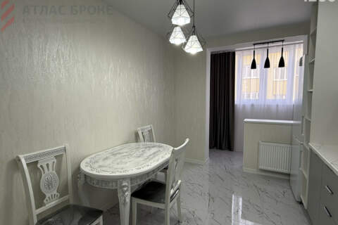 1-к квартира, 43 м², 8/9 эт.