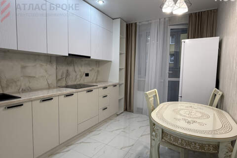 1-к квартира, 43 м², 4/9 эт.