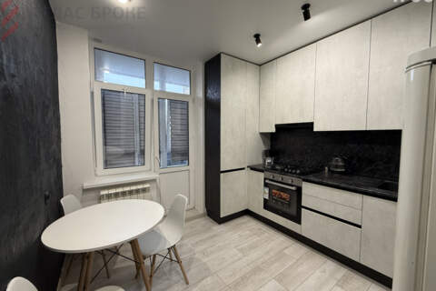 1-к квартира, 36 м², 1/9 эт.